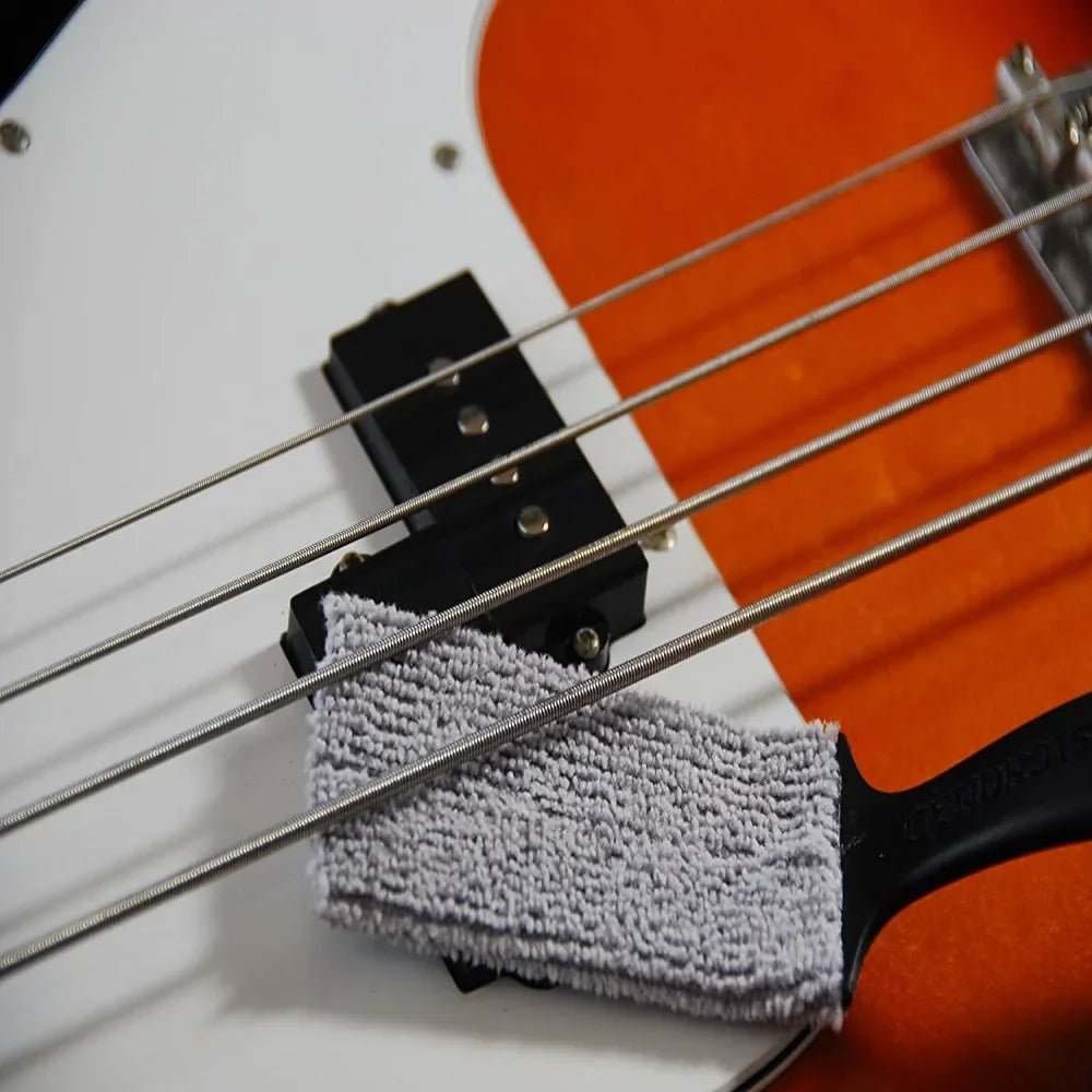 Ultimate Guitar Cleaning Kit - AMPED